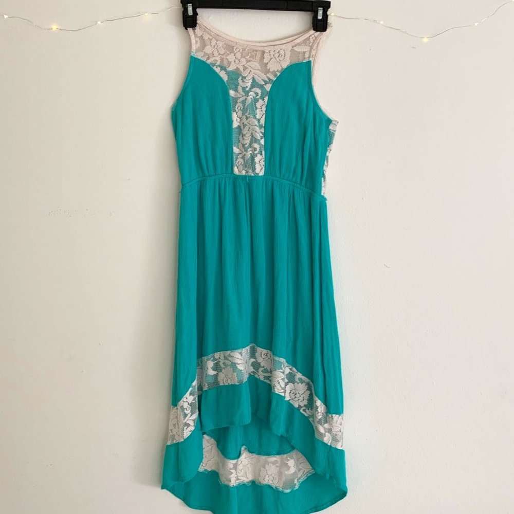 Cute leal lace dress